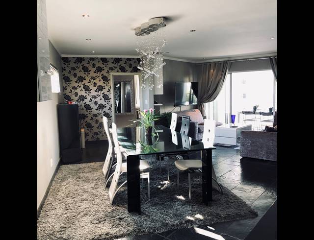 2 BEDROOM APARTMENT FOR SALE IN SANDTON CENTRAL